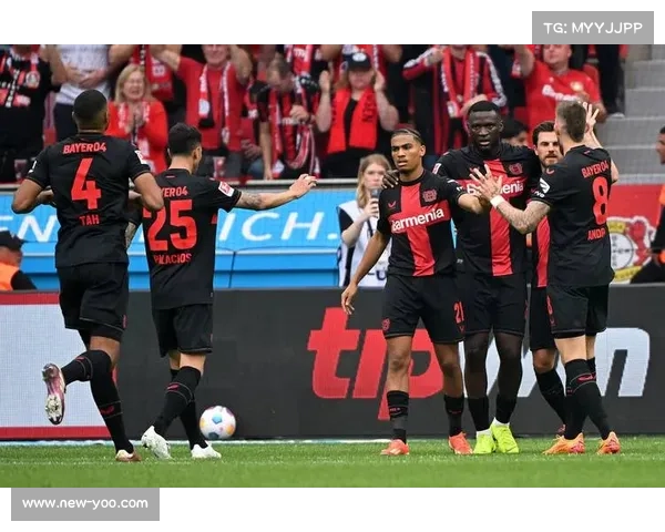 勒沃库森客场2-0击败奥林匹亚科斯，希克五分钟内双响