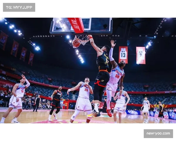 【2026年4月CBA联赛赛事内容国际化趋势·非赛事·通讯深度报道：中文解说团队入驻NBA League Pass，反向输出CBA总决赛的海外转播实验。